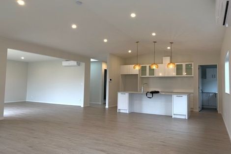 Photo of property in 19 Kelly Road, Riverhead, 0820