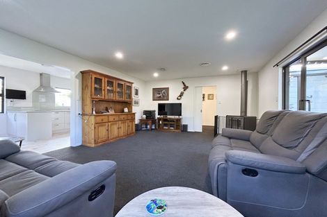 Photo of property in 245 Pukeuri-oamaru Road, Pukeuri, Oamaru, 9493