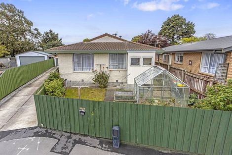 Photo of property in 18 Leonie Place, Aranui, Christchurch, 8061