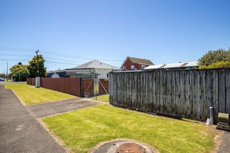 Photo of property in 9 Parris Street, Moturoa, New Plymouth, 4310