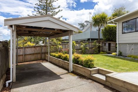 Photo of property in 5/254 Glenvar Road, Torbay, Auckland, 0630