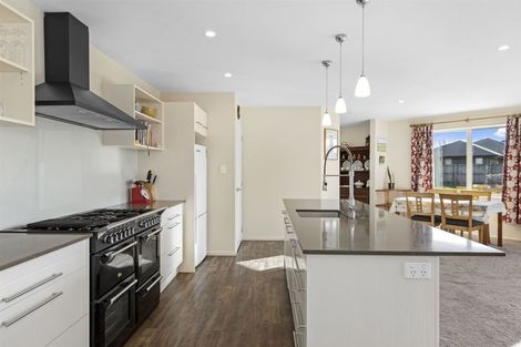 Photo of property in 5 Jozecom Place, Rolleston, 7614