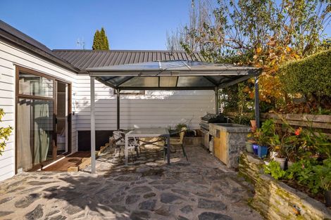 Photo of property in 22 Golden Terrace, Queenstown, 9300