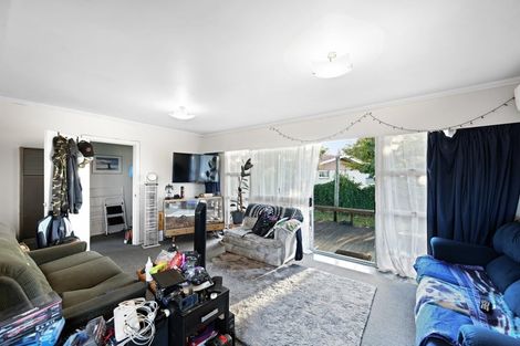 Photo of property in 18 Oakfield Crescent, Pukete, Hamilton, 3200