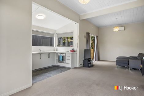 Photo of property in 11 Aitken Place, Mornington, Dunedin, 9011