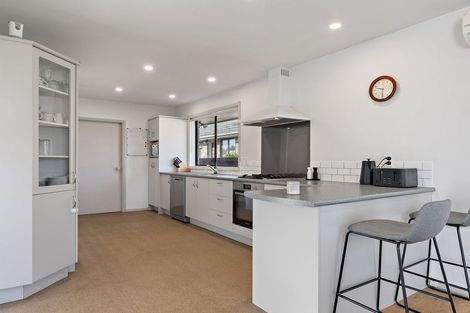 Photo of property in 34 Witham Street, Hornby, Christchurch, 8042