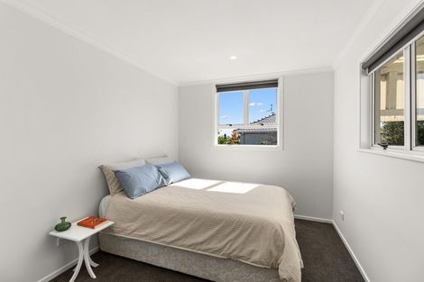 Photo of property in 401 Carrington Street, Upper Vogeltown, New Plymouth, 4310