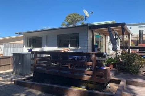 Photo of property in 34 Shadon Place, Stanmore Bay, Whangaparaoa, 0932