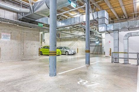 Photo of property in Monument Apartments, 9j/245 Wakefield Street, Te Aro, Wellington, 6011