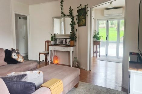 Photo of property in 15 Rosalind Road, Glenfield, Auckland, 0629