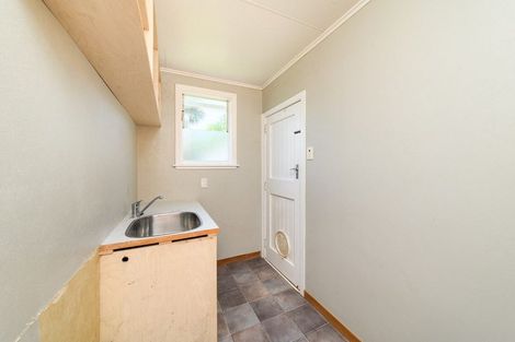 Photo of property in 991 Parewanui Road, Parewanui, Bulls, 4894