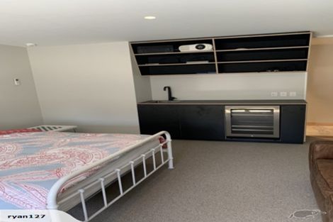 Photo of property in 16 Burnham Street, Seatoun, Wellington, 6022