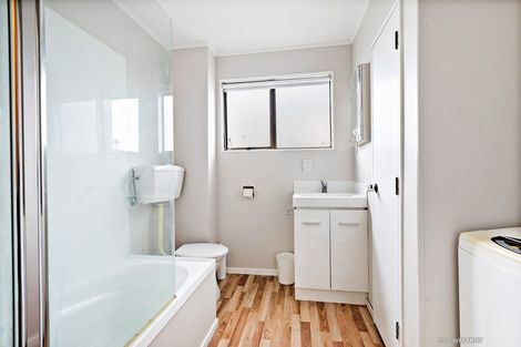 Photo of property in 103f5 Rongotai Road, Kilbirnie, Wellington, 6022