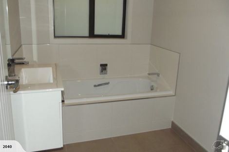 Photo of property in 16 Modello Lane, Waiuku, 2123