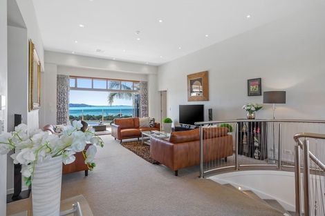 Photo of property in 8 Kawai Rise, Te Atatu Peninsula, Auckland, 0610