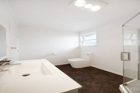 Photo of property in 19 Clendon Place, Manurewa, Auckland, 2102