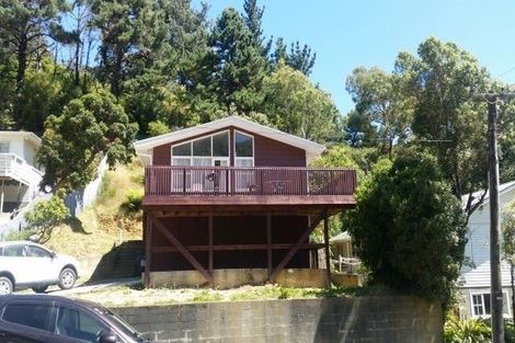 Photo of property in 19 Holmes Grove, Naenae, Lower Hutt, 5011