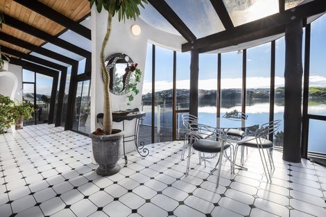 Photo of property in 82 Seaview Road, Paremata, Porirua, 5024