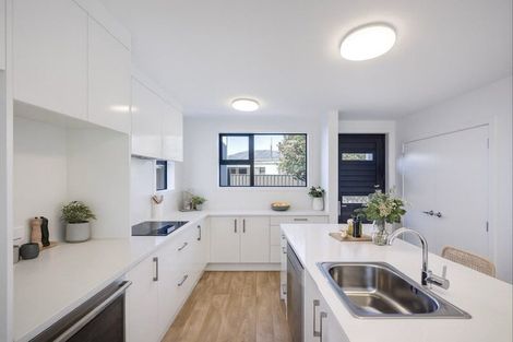 Photo of property in 1204b Norfolk Crescent, Mayfair, Hastings, 4122