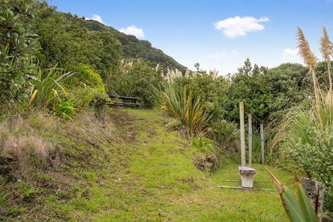 Photo of property in 636 Aranga Coast Road, Aranga, 0376