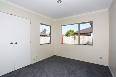 Photo of property in 12 Puketi Lane, Waiuku, 2123