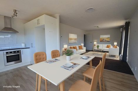 Photo of property in 18 Bundena Place, Clendon Park, Auckland, 2103