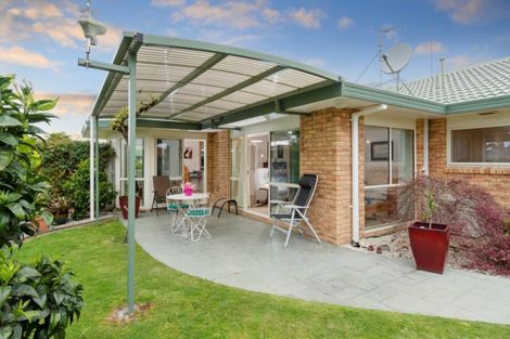 Photo of property in 82 Santa Monica Drive, Papamoa Beach, Papamoa, 3118