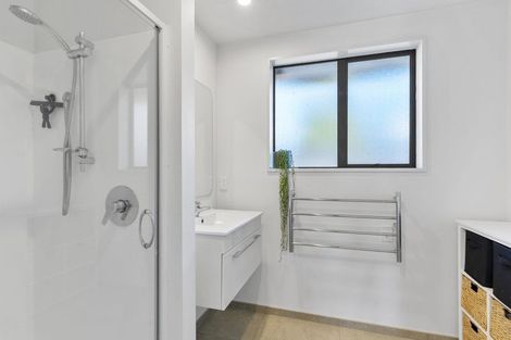 Photo of property in 2/119 Withells Road, Avonhead, Christchurch, 8042