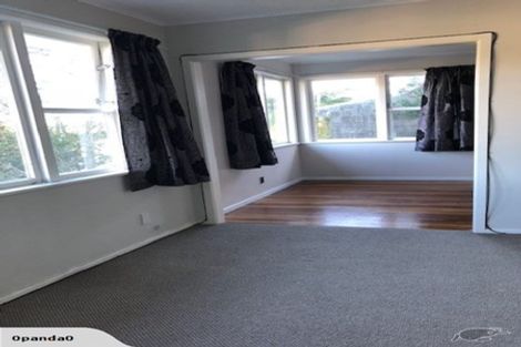 Photo of property in 147 Ruskin Road, Newlands, Wellington, 6037