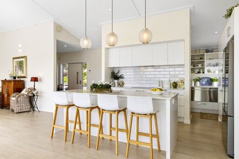 Photo of property in 97 Highland Drive, Acacia Bay, Taupo, 3385