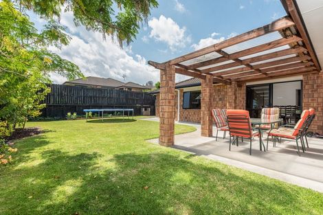 Photo of property in 1 Lark Place, Welcome Bay, Tauranga, 3112