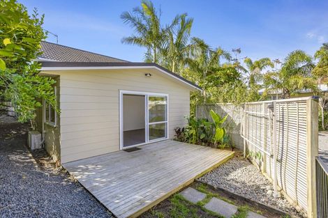 Photo of property in 78 Rosario Crescent, Red Beach, 0932