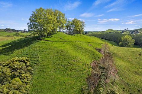 Photo of property in Makara Road, Te Popo, Stratford, 4394