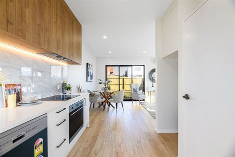 Photo of property in 1/6 Kereru Street, Henderson, Auckland, 0612