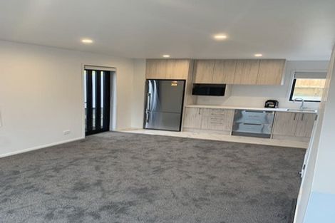 Photo of property in 1/2 Jadewynn Drive, Massey, Auckland, 0614