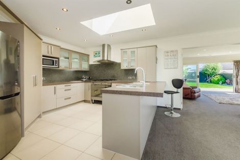 Photo of property in 56 Kotuku Drive, Paraparaumu Beach, Paraparaumu, 5032