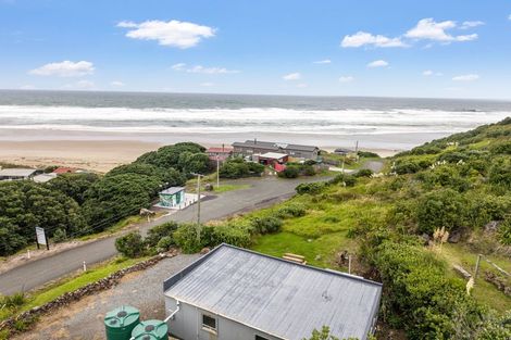 Photo of property in 636 Aranga Coast Road, Aranga, 0376