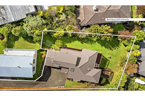 Photo of property in 2/37 Woodlands Crescent, Browns Bay, Auckland, 0630