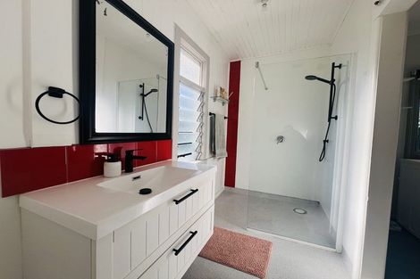 Photo of property in 33 Domett Street, Westport, 7825