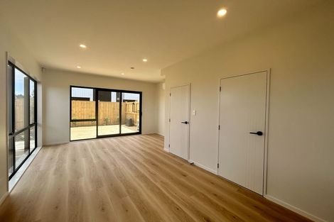 Photo of property in 8/26 Smythe Road, Henderson, Auckland, 0612