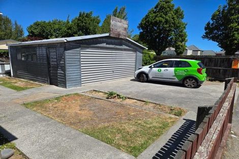 Photo of property in 102 Yaldhurst Road, Sockburn, Christchurch, 8042