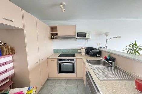 Photo of property in 30/5 Carolina Place, Albany, Auckland, 0632