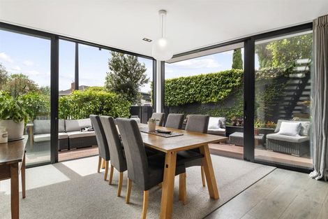 Photo of property in 2a Arthur Crescent, Hauraki, Auckland, 0622