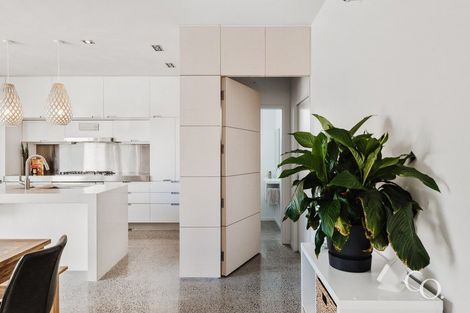 Photo of property in 97b Oceanview Road, Mount Maunganui, 3116