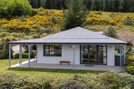 Photo of property in 56 Shields Street, Clyde, 9330