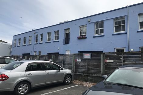 Photo of property in 2u7 King Street, Mount Cook, Wellington, 6021