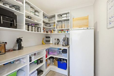 Photo of property in 88b Endeavour Drive, Whitby, Porirua, 5024