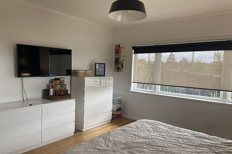 Photo of property in 1/16 Pooks Road, Ranui, Auckland, 0612