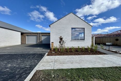 Photo of property in 8a Privet Way, Rolleston, 7614