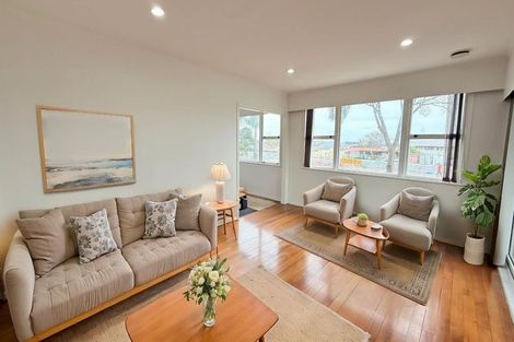 Photo of property in 140 Ti Rakau Drive, Pakuranga, Auckland, 2010